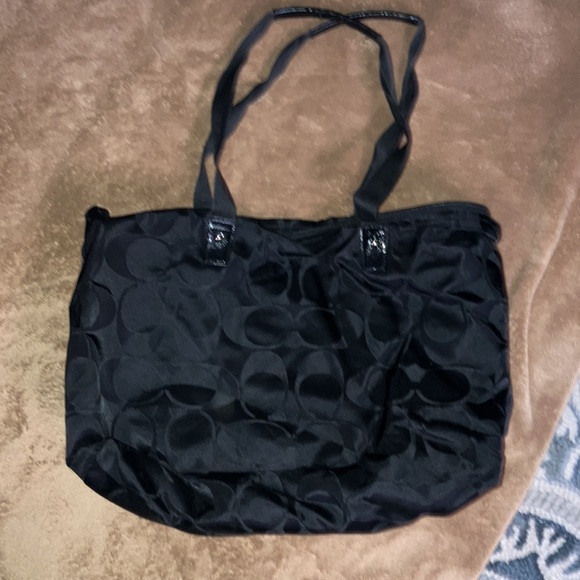 COPY - Coach oversized nylon black bag - Picture 3 of 5